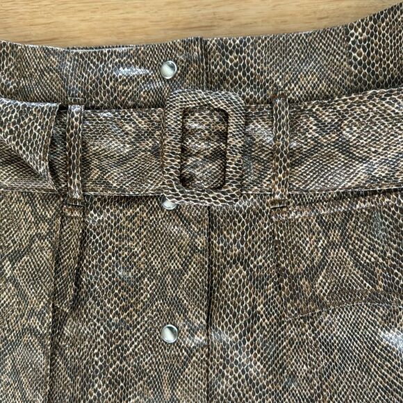 Nanushka Women's Aarohi Brown Snakeskin Midi Skirt Sz Medium Button Snaps Animal - Picture 10 of 12